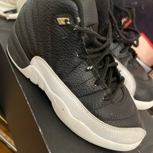 Used like new Jordan 12s size 1